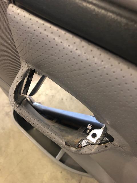 1992-97 F-Series and Bronco Passenger Door Panel Repair Bracket - Image 3